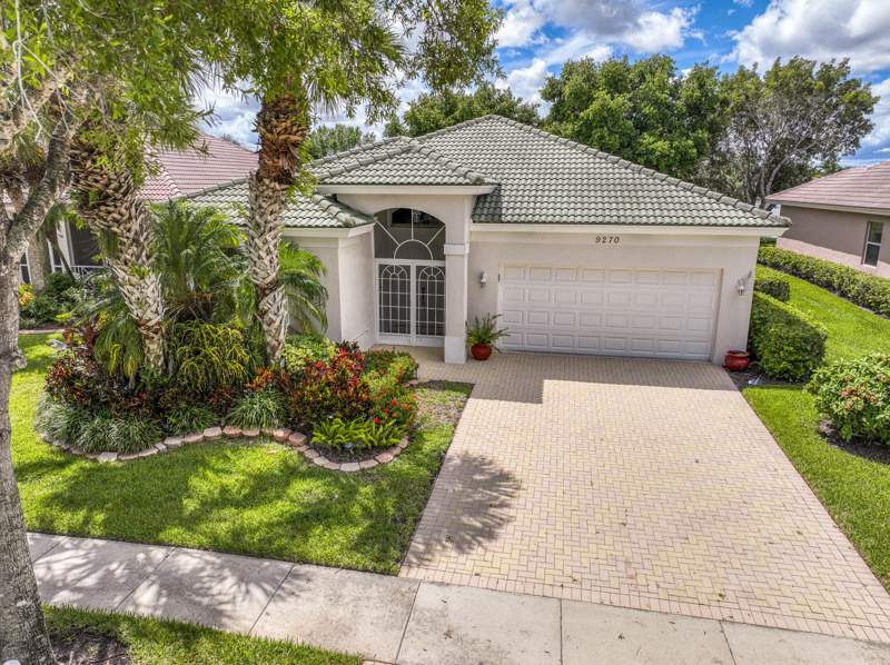 3 bedroom Single Family Residence at 9270 Heron Cove Drive, Baywinds at Heron Cove, West Palm Beach — photo 4