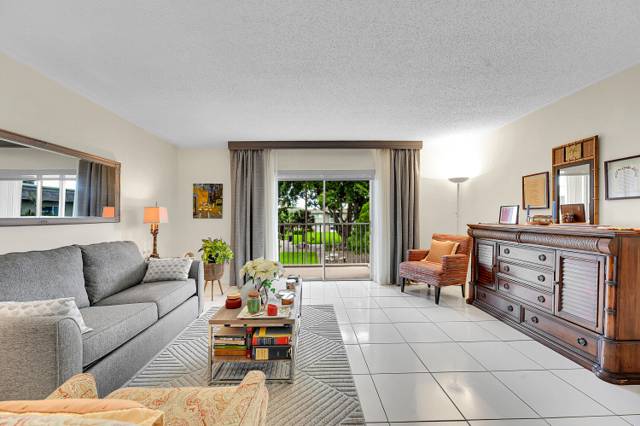 Oxford Condo