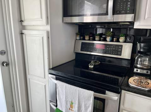 201 N Ocean Boulevard #302, Pompano Beach FL - photo 9 of 39