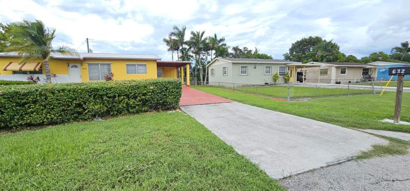 3 bedroom Single Family Residence at 632 SW 13th Street, Lake Shore, Belle Glade — photo 2
