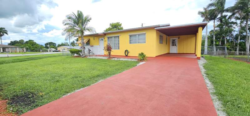 3 bedroom Single Family Residence at 632 SW 13th Street, Lake Shore, Belle Glade — photo 3