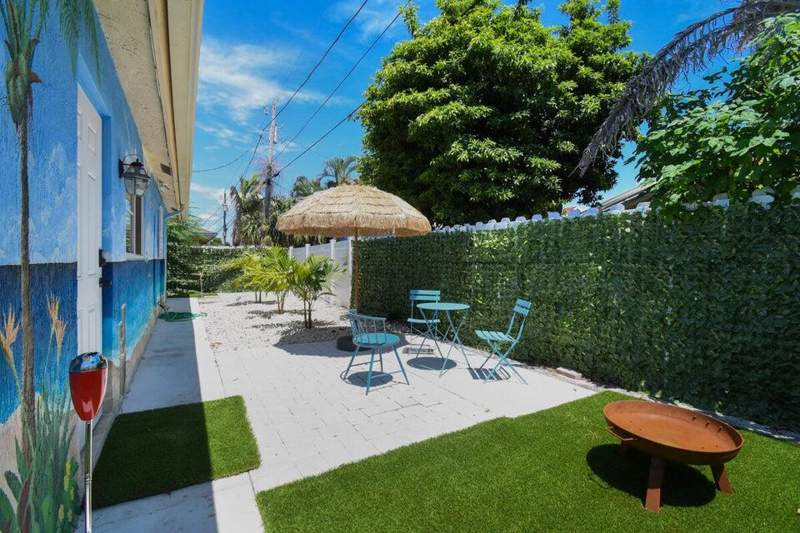 6 bedroom Single Family Residence at 951 Green Street, Bunker Hill Add 2 To Wpb, West Palm Beach — photo 5