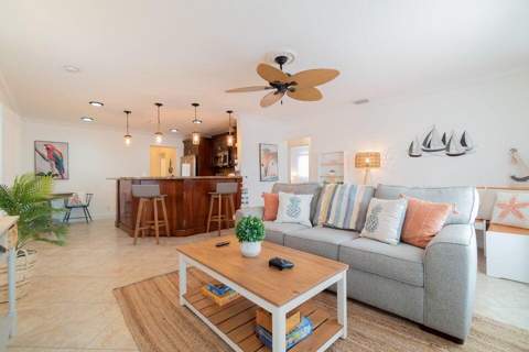 951 Green Street, West Palm Beach FL - photo 11 of 45