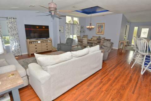 8154 14th Hole Drive, Port St. Lucie FL - photo 17 of 41