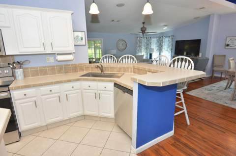 8154 14th Hole Drive, Port St. Lucie FL - photo 7 of 41