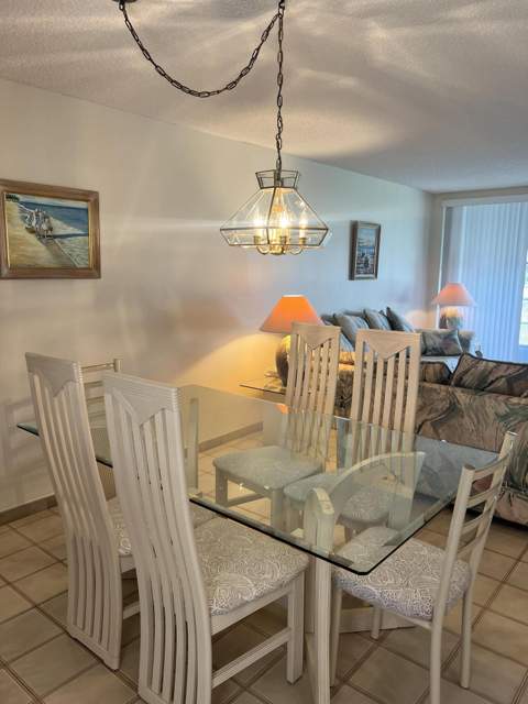 504 Davis Road #95, Palm Springs FL - photo 8 of 33