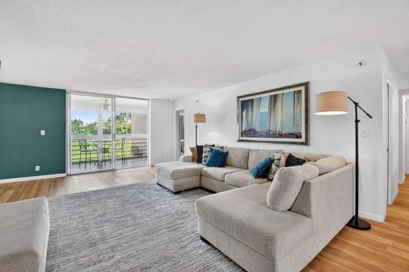 3 bedroom Condominium at 5340 NW 2nd Avenue #220, Boca Teeca Condo 10, Boca Raton — photo 4