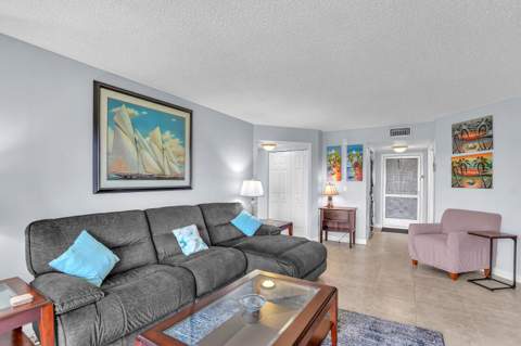 3959 Via Poinciana #503, Lake Worth FL - photo 8 of 30