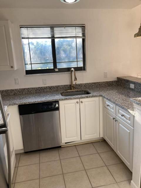 2807 Veronia Drive #106, Palm Beach Gardens FL - photo 16 of 32