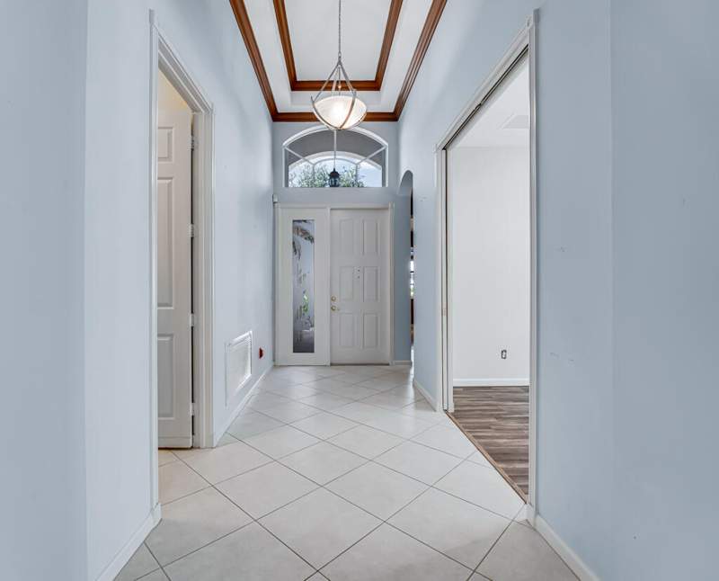 3 bedroom Single Family Residence at 7932 Seagrape Shores Drive, Valencia Shores, Lake Worth — photo 2