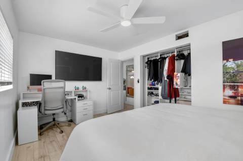 449 SW 4th Avenue, Boynton Beach FL - photo 21 of 56
