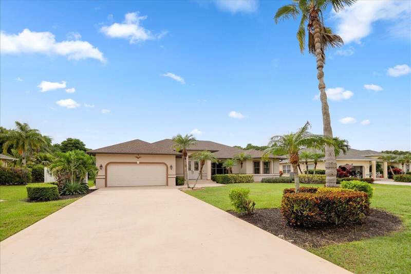 4 bedroom Single Family Residence at 174 SE Osprey Ridge, Osprey Ridge Port St Lucie Section 26, Port St. Lucie — photo 2