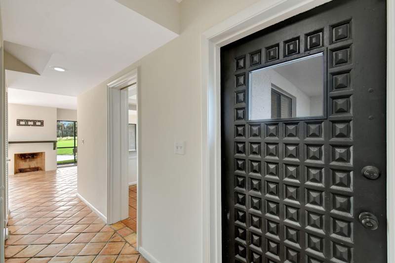 2 bedroom Villa at 1906 Presidential Way #1-c, Lands Of The President Condo 4, West Palm Beach — photo 4