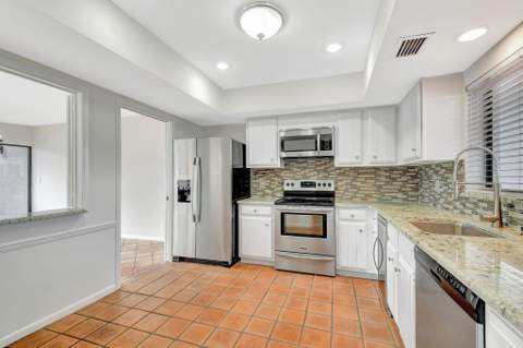 1906 Presidential Way #1-c, West Palm Beach FL - photo 8 of 64