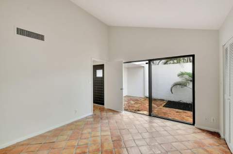 1906 Presidential Way #1-c, West Palm Beach FL - photo 21 of 64