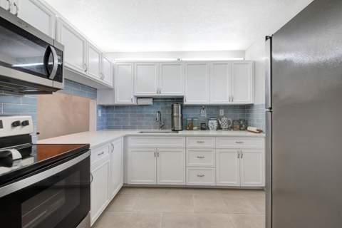 2812 S Garden Drive #109, Lake Worth FL - photo 12 of 24
