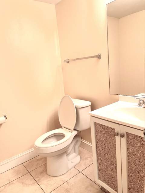 2000 N Congress Avenue #206, West Palm Beach FL - photo 9 of 10