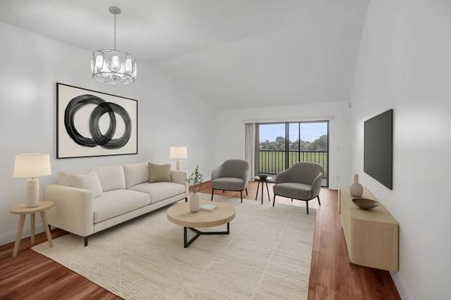 Golfside Condo