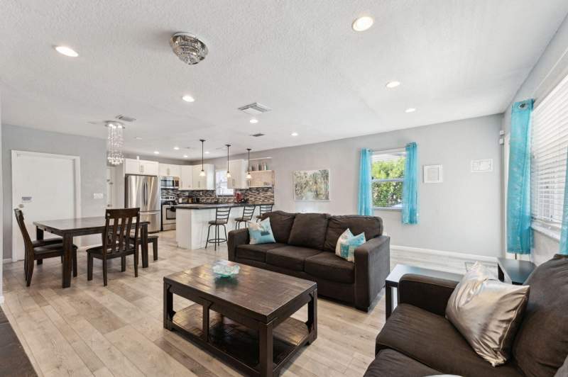 3 bedroom Single Family Residence at 1631 N Andrews Square, Progresso Am Plat Of Blks C-D-E, Fort Lauderdale — photo 5