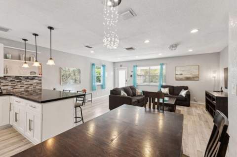 1631 N Andrews Square, Fort Lauderdale FL - photo 12 of 35