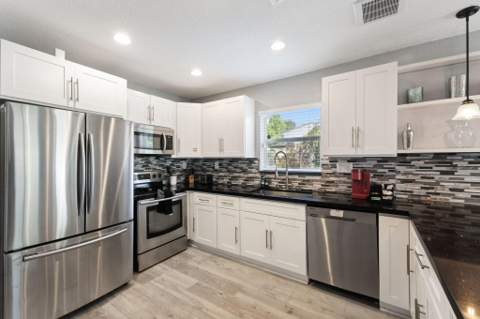 1631 N Andrews Square, Fort Lauderdale FL - photo 8 of 35