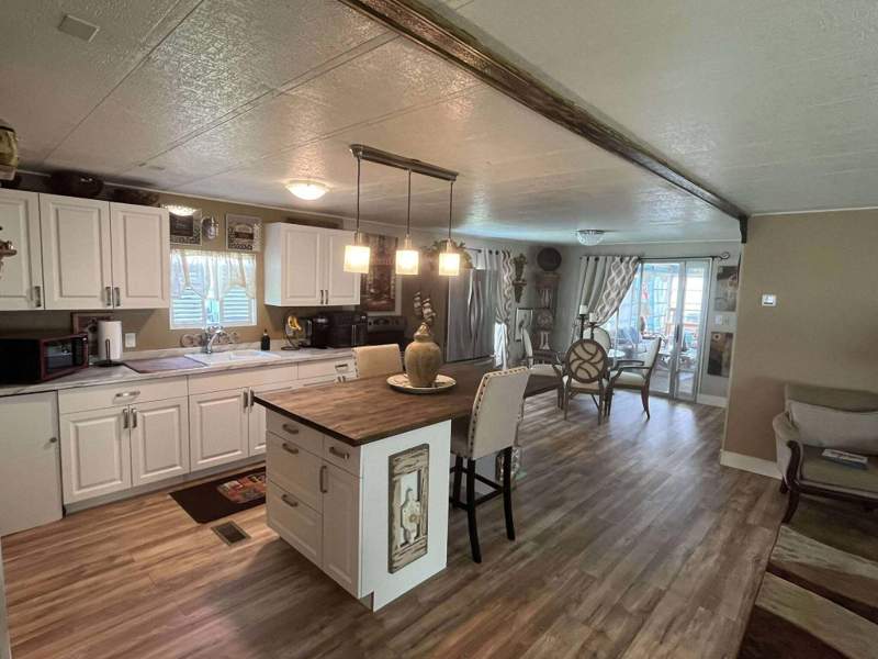 2 bedroom Manufactured Home at 15 La Costa Lane, Spanish Lakes Golf Village, Port St. Lucie — photo 5