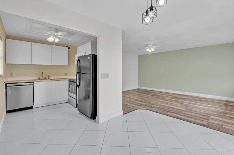 2 bedroom Condominium at 365 Flanders #H, Kings Point Flanders Condos, Delray Beach — photo 1