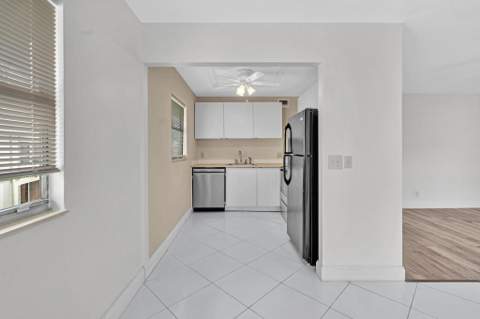 365 Flanders #H, Delray Beach FL - photo 9 of 56