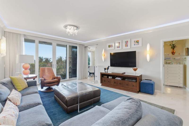 2 bedroom Condominium at 100 Royal Palm Way #F4, One Royal Palm Way Condo, Palm Beach — photo 5