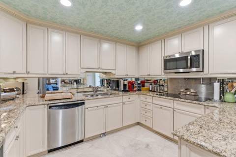 100 Royal Palm Way #F4, Palm Beach FL - photo 24 of 28