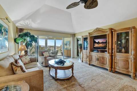 1555 NE Ocean Boulevard #402, Stuart FL - photo 8 of 53