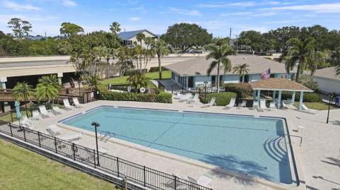 1637 NE Nautical Place #804, Jensen Beach FL - photo 9 of 25