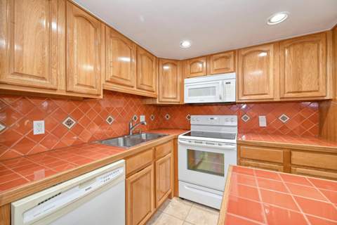 102 Coventry E #102, West Palm Beach FL - photo 9 of 19