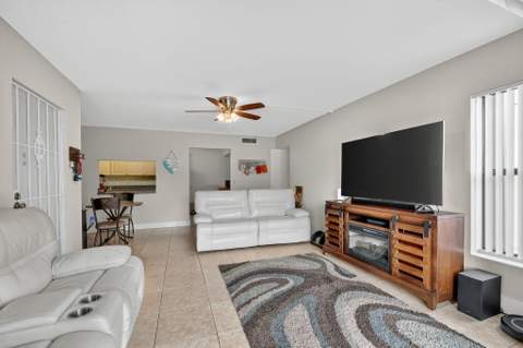 815 Sky Pine Way #B1, Greenacres FL - photo 11 of 42