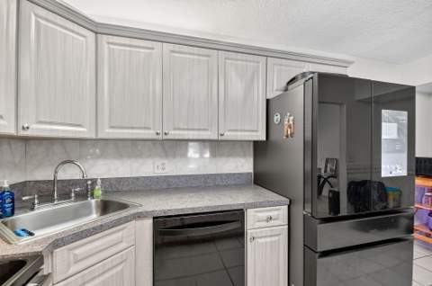815 Sky Pine Way #B1, Greenacres FL - photo 18 of 42