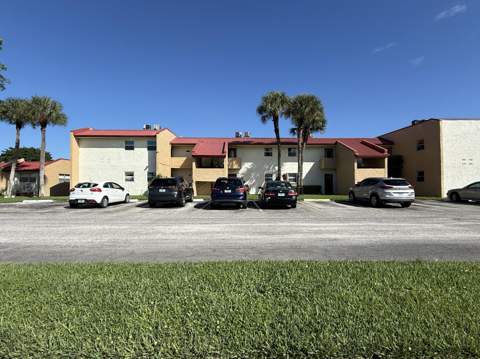 235 Golden River Drive, West Palm Beach FL - photo 21 of 36