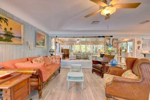 1927 Cypress Avenue, Fort Pierce FL - photo 9 of 85