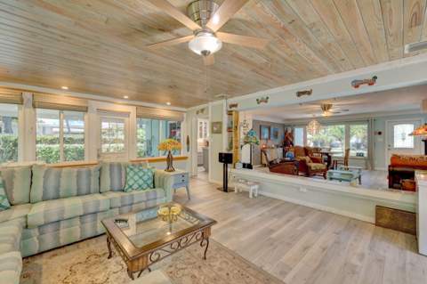 1927 Cypress Avenue, Fort Pierce FL - photo 11 of 85