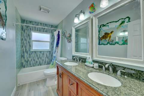 1927 Cypress Avenue, Fort Pierce FL - photo 19 of 85