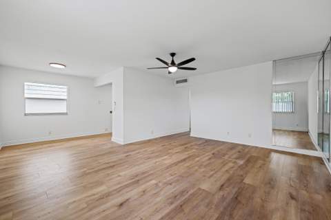 613 Monaco M, Delray Beach FL - photo 7 of 20