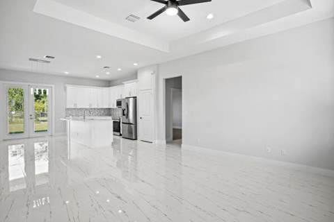 4709 Seagrape Drive, Fort Pierce FL - photo 18 of 33