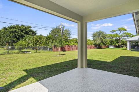 4709 Seagrape Drive, Fort Pierce FL - photo 22 of 33
