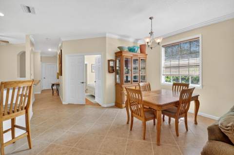 23269 Carolwood Lane #201, Boca Raton FL - photo 9 of 32