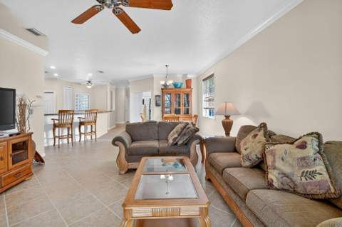 23269 Carolwood Lane #201, Boca Raton FL - photo 11 of 32