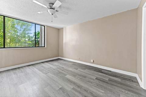 4080 Tivoli Court #202, Lake Worth FL - photo 15 of 28