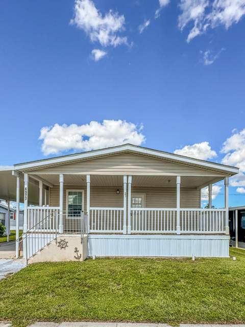 4377 Mission Bell Drive, Boynton Beach FL - photo 7 of 36