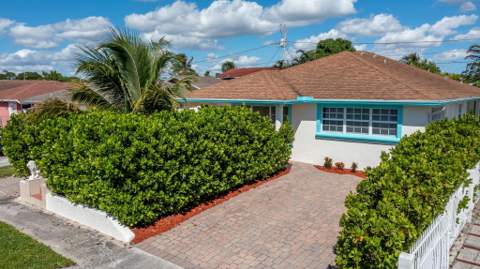 951 Green Street, West Palm Beach FL - photo 6 of 45