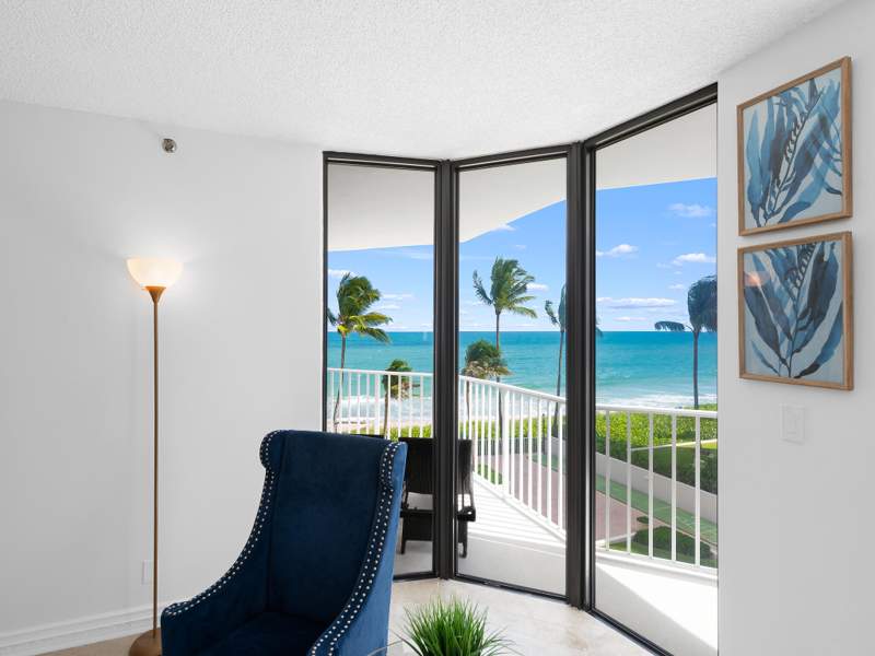 2 bedroom Condominium at 2917 S Ocean Boulevard #304, Trafalgar Of Highland Beach Condo, Highland Beach — photo 4