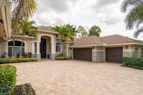 1209 Breakers West Boulevard, West Palm Beach FL - photo 8 of 75