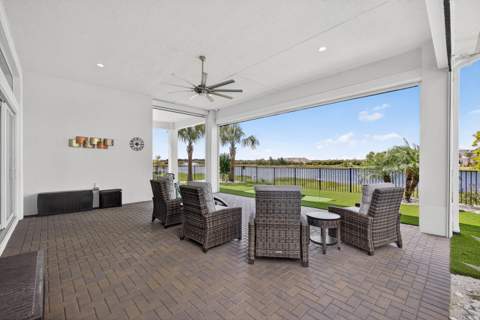 10033 Regency Way, Palm Beach Gardens FL - photo 8 of 86